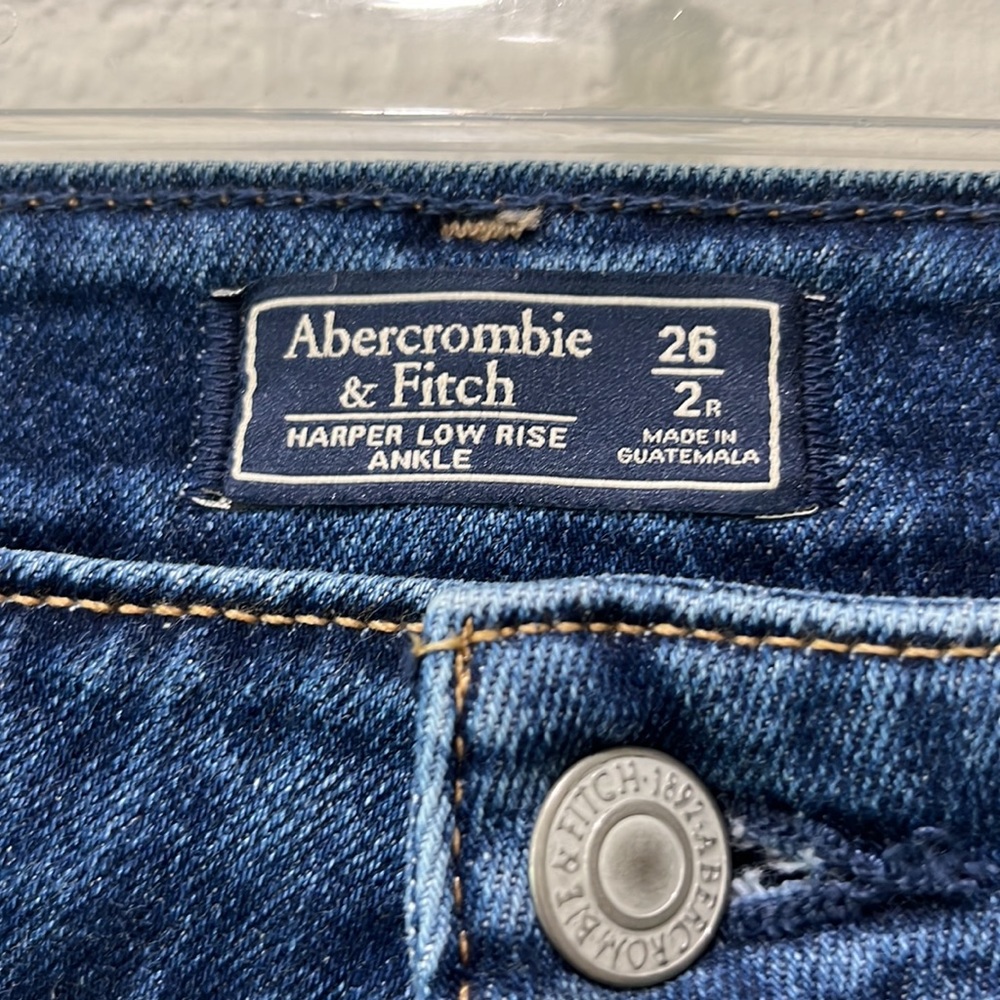 Excellent condition Size 26 - Picture 2 of 4